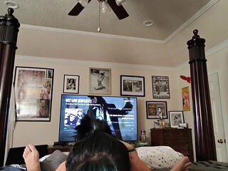 Horny buffed milf gets he pussy fucked hard