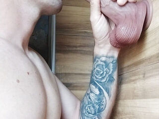 Sucking real big dildo 01