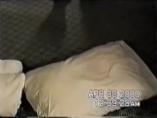 Eating her creampie
