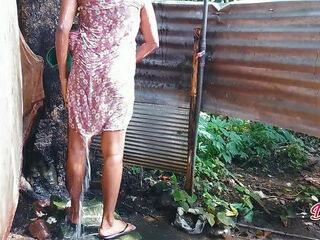 Desi Stepmom Bathes Outside and Shaves Her Hairy Pussy in Front of The Camera
