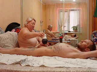 Dick Hot - The Wife Massages The Penis And Balls, Then Sucks And Gets A Mouthful Of Hot Cum