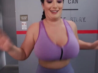 Curvy shemales succumb to loud threesome kinks after gym workout