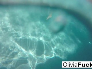 'Olivia has some summer joy in the pool'