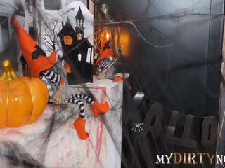 Kate Quinn And Mary decorate In 4k - Ffm 3 way For Halloween