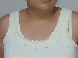 Se insinuou tirando a roupa a&iacute_ j&aacute_ viu &eacute_ s&oacute_ alegria Kkkkkkk