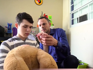 Instructing sans a condom tricks with a fresh fucktoy