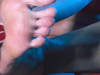 Do You Feel Addicted To My Feet?