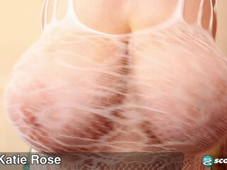 Katie Rose: smooch from a Rose
