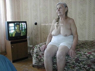 Omageil Granny Pictures With Nude Aged Bodies