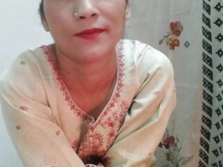 Teen age school girl ko paise dekar jabar dasti pela