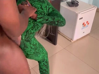 Ebony babe in a green bodysuit got his BBC smashing her asshole