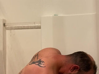 BBW milf enjoys oral and missionary pose fuck in the shower