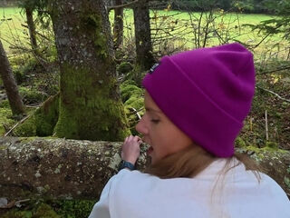 Busty teen had quick fuck with him in the woods POV