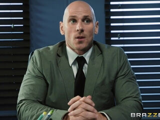 Spilling The hooters With Johnny Sins, Isis enjoy - Brazzers