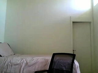Brunette Solo web webcam masturbation